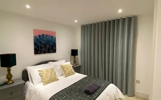 Fabulous 2 bed Apartment in Vauxhall