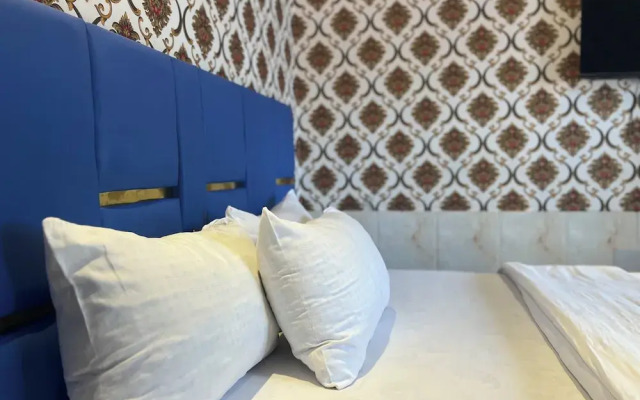 Ice Suites