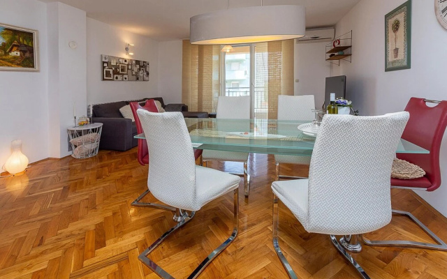 Nice Apartment in Pula With Wifi and 1 Bedrooms
