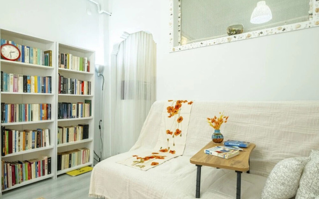 Lovely Flat Near Taksim Square in Cihangir