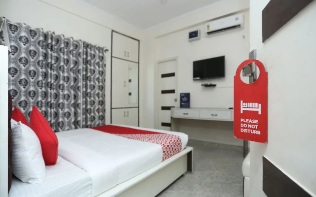OYO 16534 Hotel HR Residency