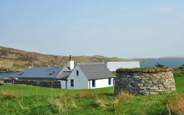 Tigh Bhisa Blackhouse