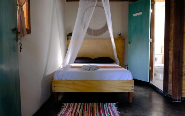 Casa Kresala, Surf House