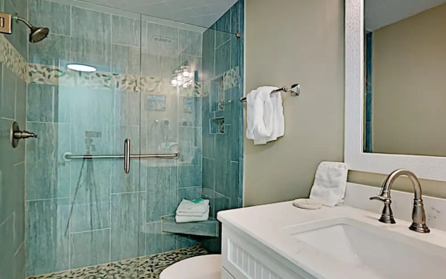 Emerald Towers West by Southern Vacation Rentals