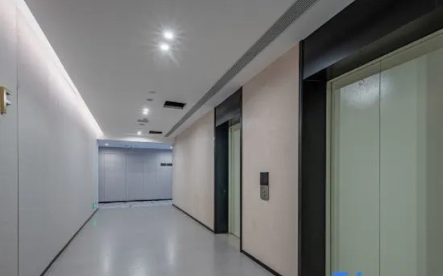 Lusun Hotel (Changsha Lugu Zhongdian Software Park)