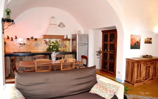 Casa Dei Fiori - Dammuso Plumbaco