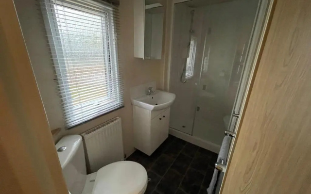 Two Bedroom Caravan at Lilliarsedge