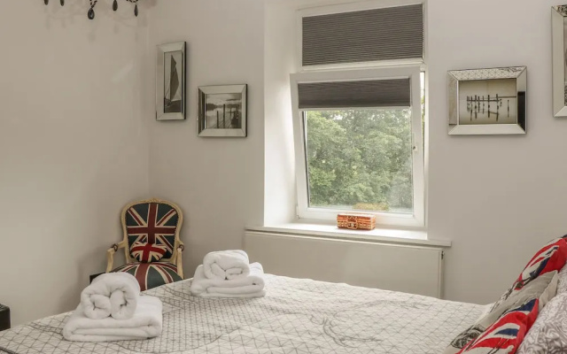 Masson View Apartment