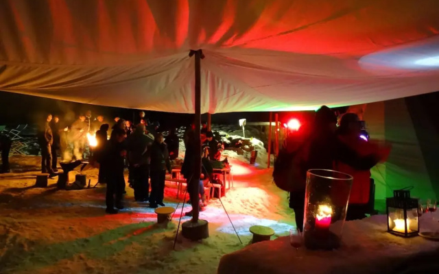 Village Tipi