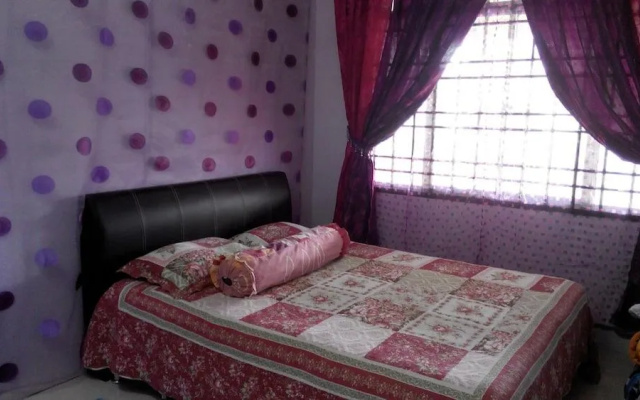 Zaida Homestay Changlun