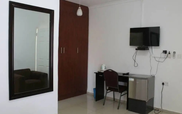 Overflow Guest House