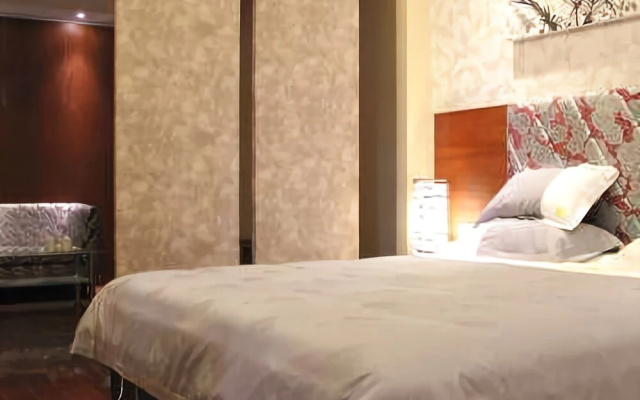 Float International Hotel