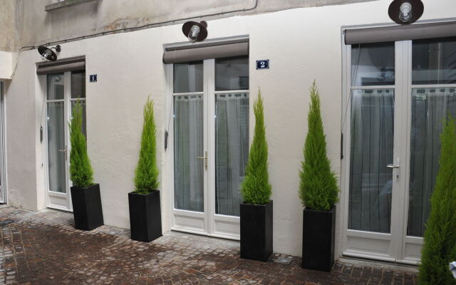 Отель Hôtel & Résidence de la Mare вид на фасад