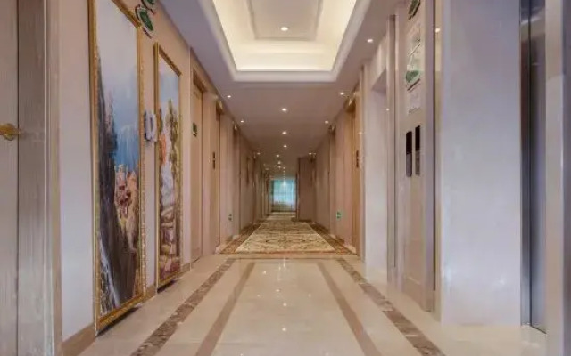 Vienna Hotel (Chongqing BishanCentral Street )