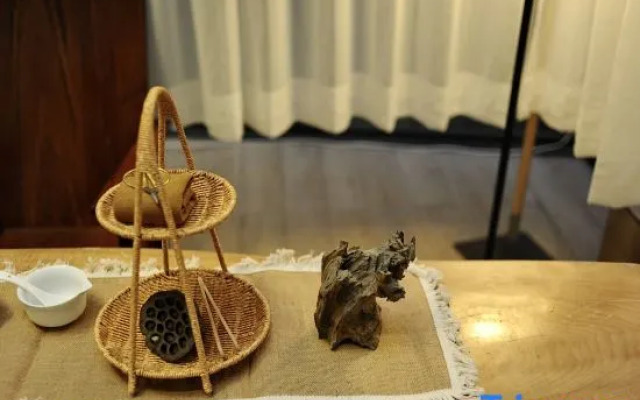 Wuyishan Half Mountain and Half Water (Zen culture theme) Hotel