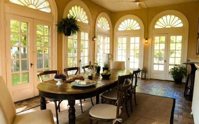 The Pinner House