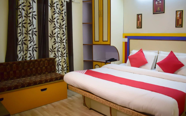 OYO Rooms Mall Road View