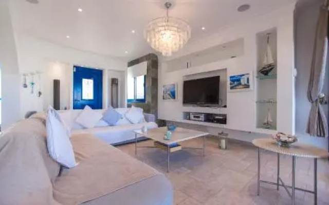Oceanview Luxury Villa 203