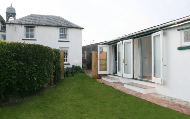Newly Converted Self Contained Annex With Garden