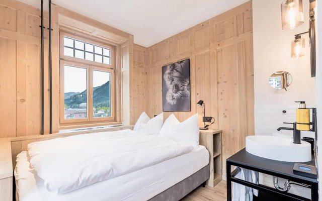 ALPINE INN Davos