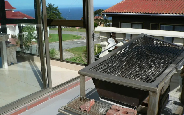 Heroldsbaai Holiday Home
