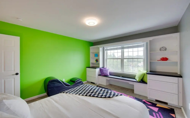Game Room & Covered Patio: Hummelstown Hideaway
