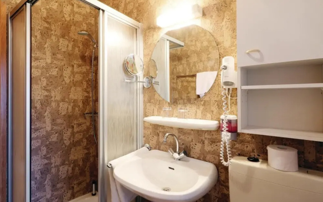 Awesome Apartment in Thalfang With 2 Bedrooms and Wifi