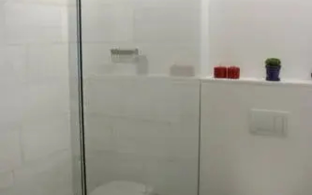 Exclusive Suite with Pool Well Located