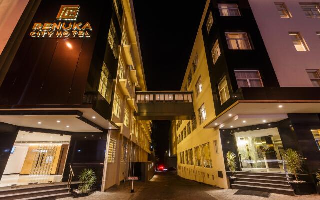 Renuka City Hotel вид на фасад