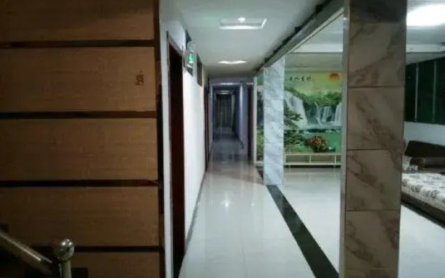 Huaxing Business Hotel (Nanchang Changbei International Airport)