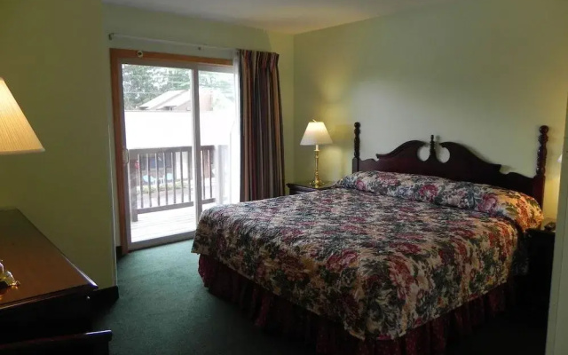 Motel 6 Lake George, NY – Adirondacks