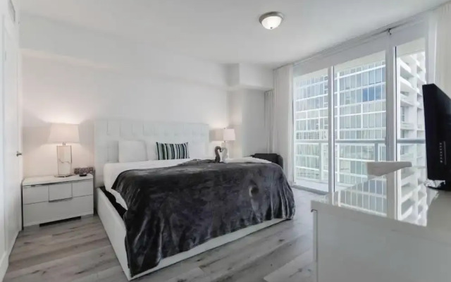 Sky City at Brickell Bay