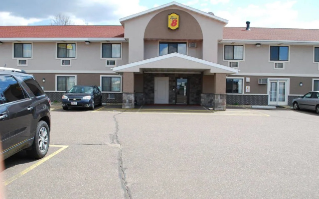 Super 8 Eau Claire WI