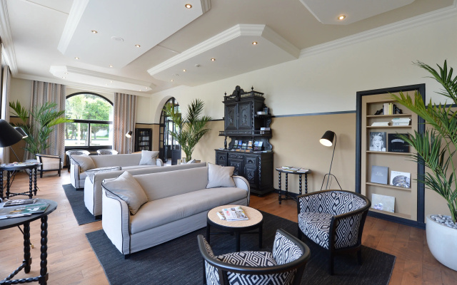 Hotel De Diane