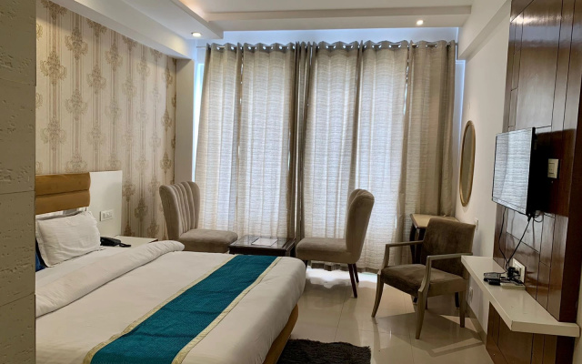 Silky Resort