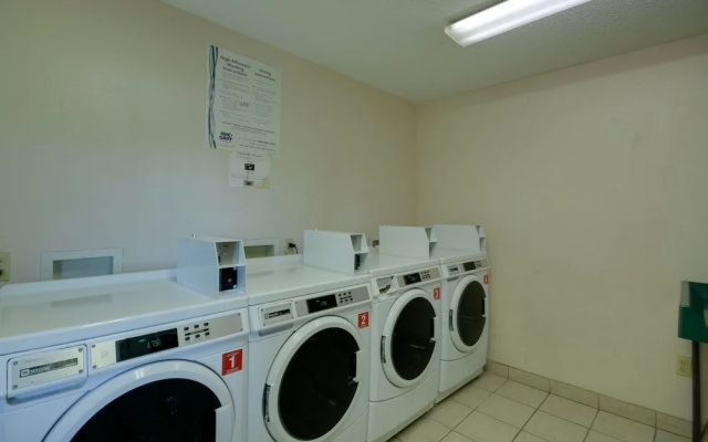 InTown Suites Extended Stay Houston TX – Hobby Airport