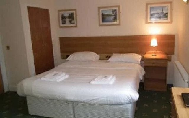 Gordon Arms Hotel