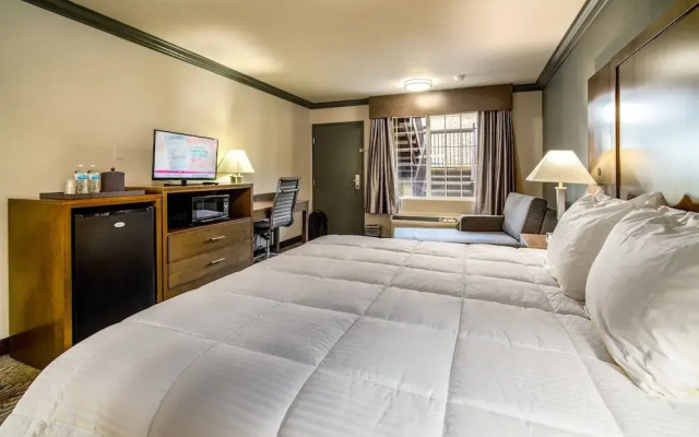 Rodeway Inn Compton