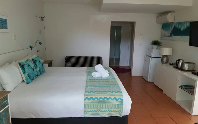 Lennox Beach Resort