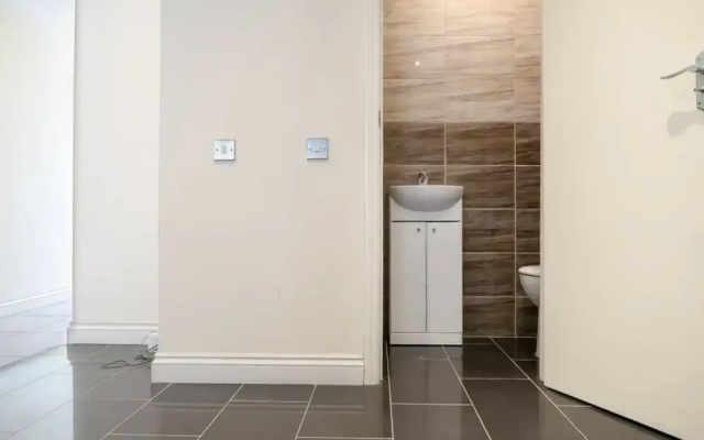 Coronation Road - Deluxe En Suite Room