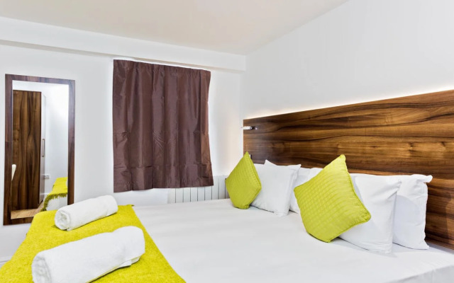 Metro Guest House