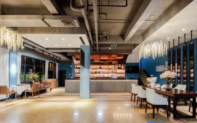 Mingsu Hotel (Nanning Baisha Avenue Tingzi Pier)