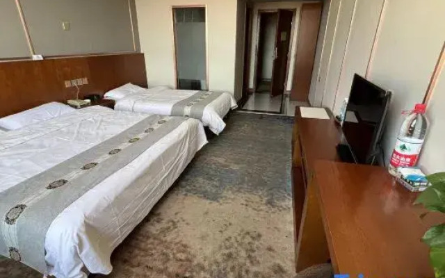 Yuzhou Grand Hotel