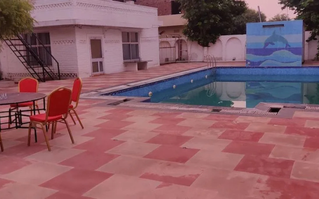 Riders Resort