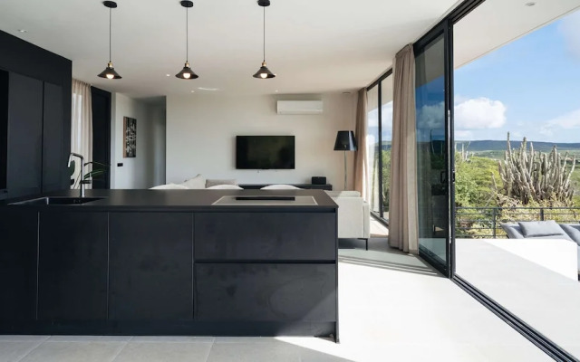 Villa Solara Cove Modern Design Luxury Nature