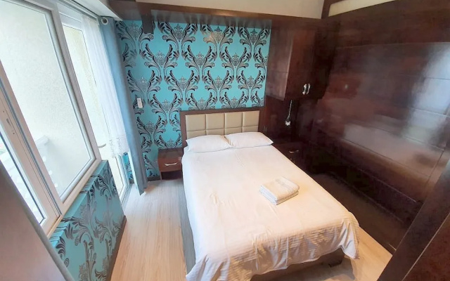 La Mirada Residences