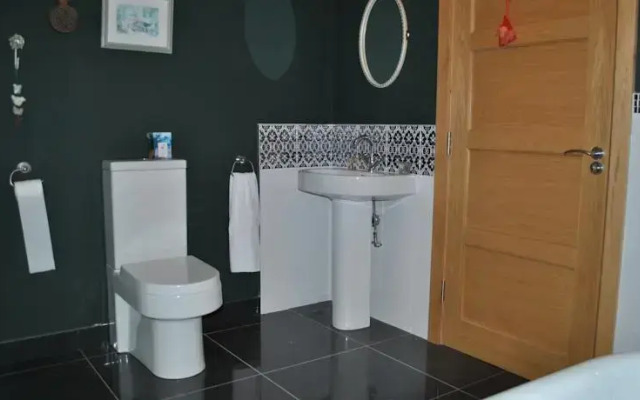 Glenview Lodge B&B