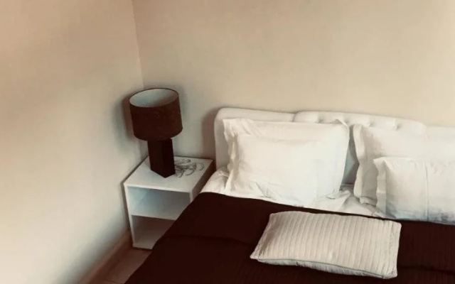 Hotel Szavija