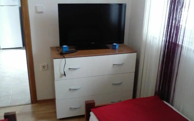 Apartment Aria