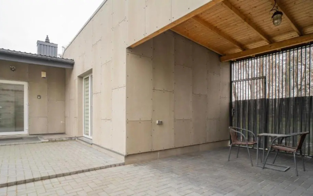 The Private Garden House